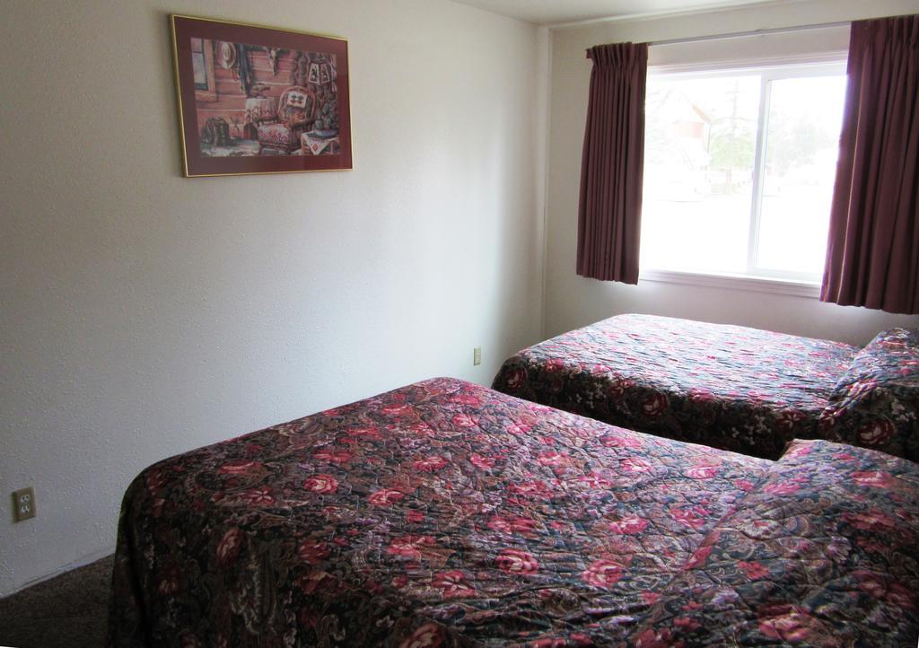 Travelers Lodge West Yellowstone Kamer foto