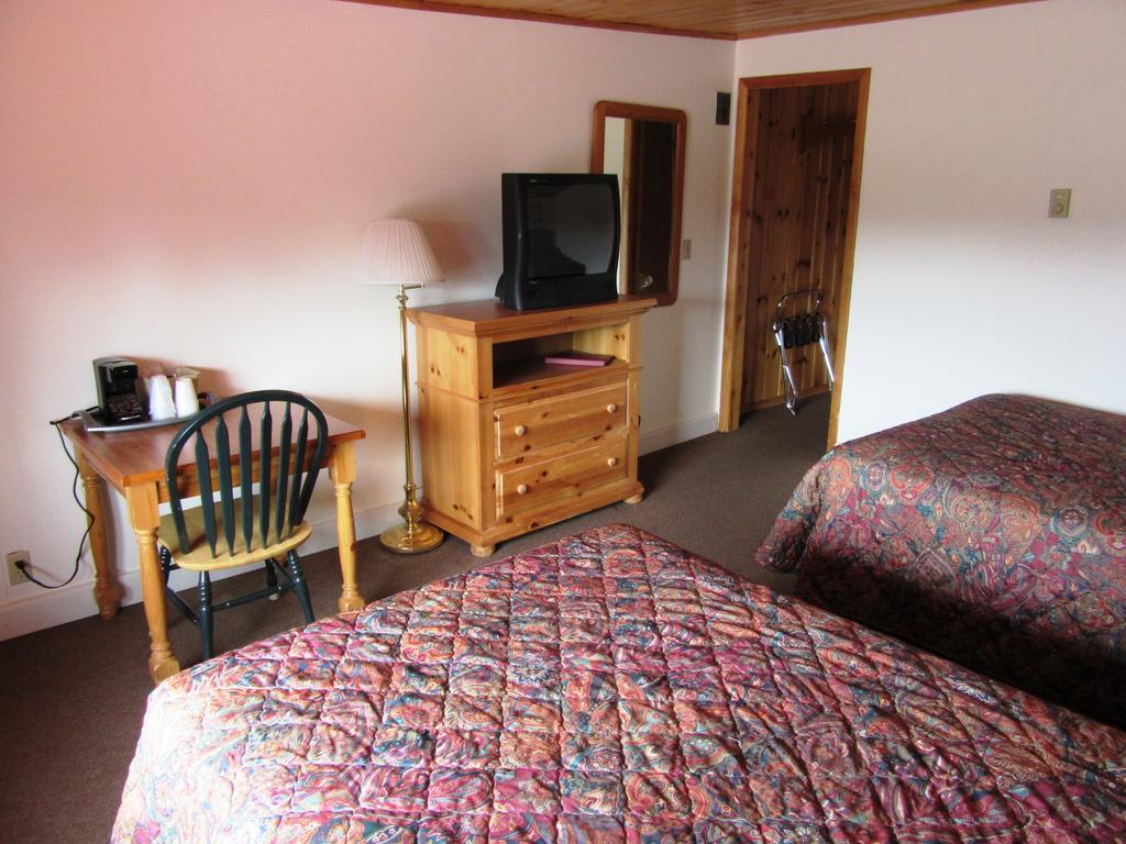 Travelers Lodge West Yellowstone Kamer foto