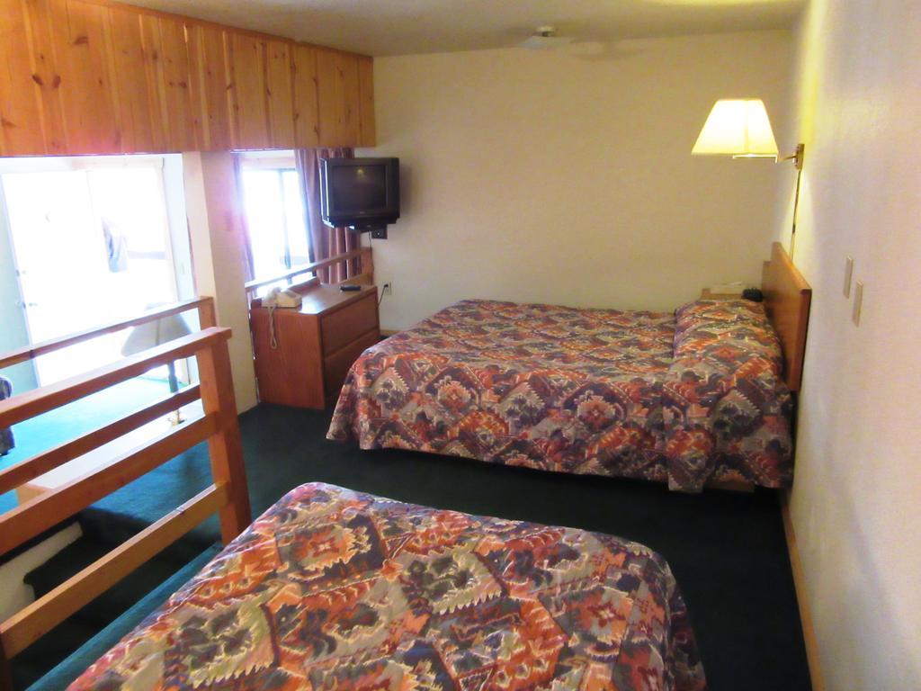 Travelers Lodge West Yellowstone Kamer foto